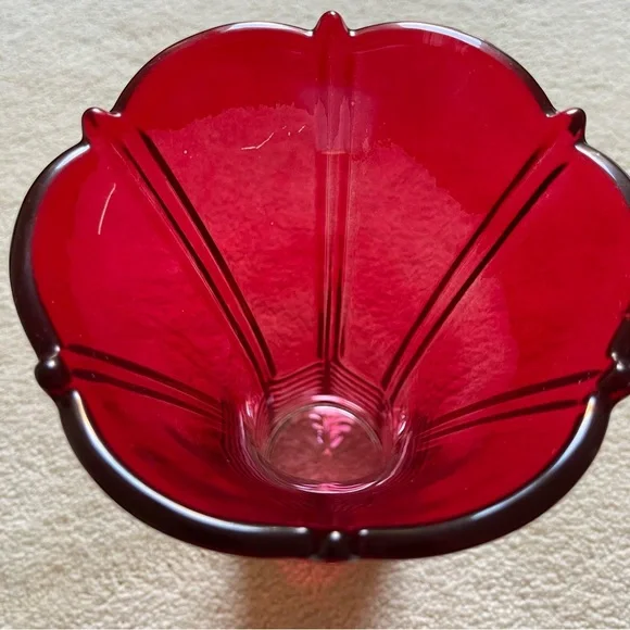 Glass Vase 10” Tall With 5” Opening For a Beautiful Bouquet of Flowers Red - Picture 7 of 12